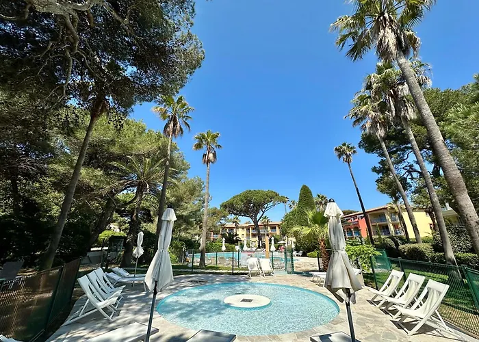 Badine Beach 5P Plage Piscine Balneo Clim Jardin Exotique