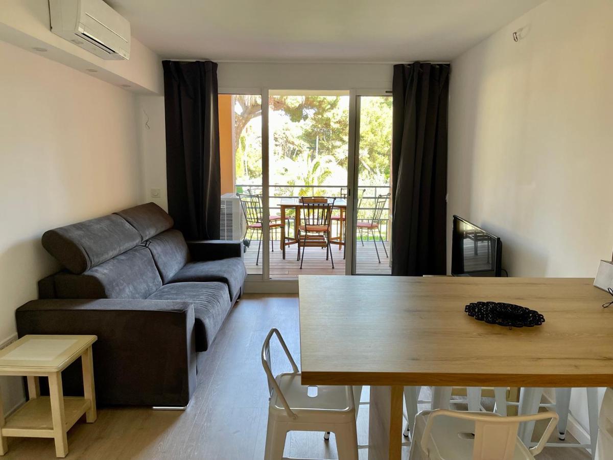 Badine 5p Piscine Balneo Clim Jardin Exotique Apartment
